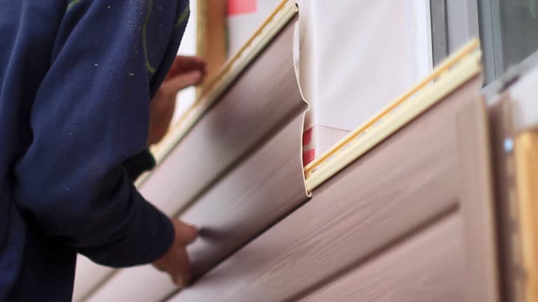 Best Storm Damage Siding Repair  in Vineyard, CA